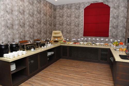 Macara Sheki City Hotel
