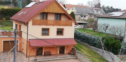 Ubytov�n� Na Vyhl�dce 143