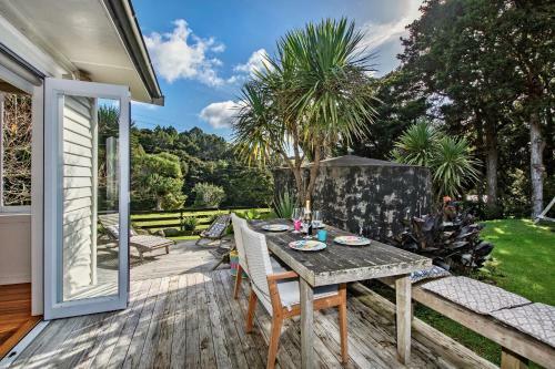 Sandy Bay Hideaway - Sandy Bay Holiday Home