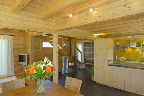 Chalet Calin Nend100