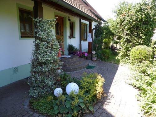 Hostal Pension Roseng�rtchen