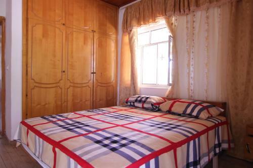 Hostal Maksi Ngjelo