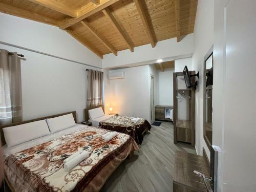 Hostal Elma Guest House