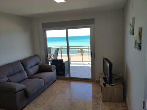 Apartamento Playa Dorada I Primera Linea de Playa Reformado En 2019