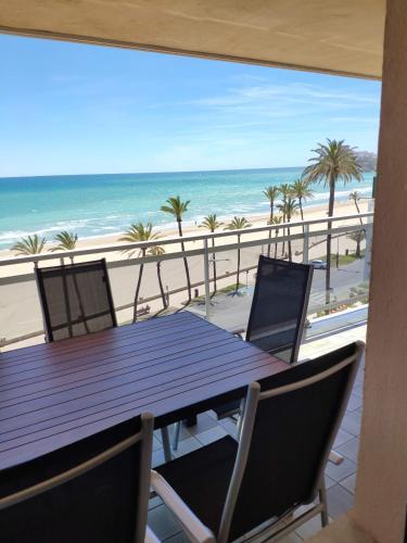 Apartamento Playa Dorada I Primera Linea de Playa Reformado En 2019