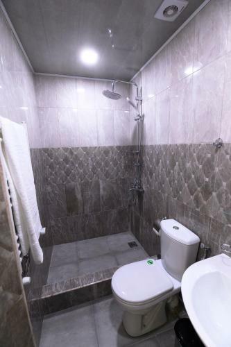 Karnel Hotel
