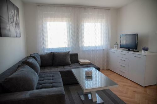 Apartman Ante