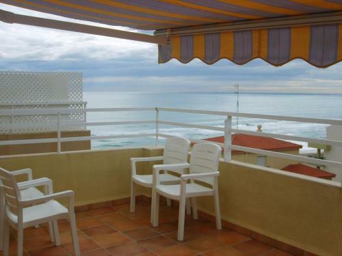 Apartamento Precioso �tico Con Piscina