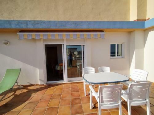 Apartamento Precioso �tico Con Piscina
