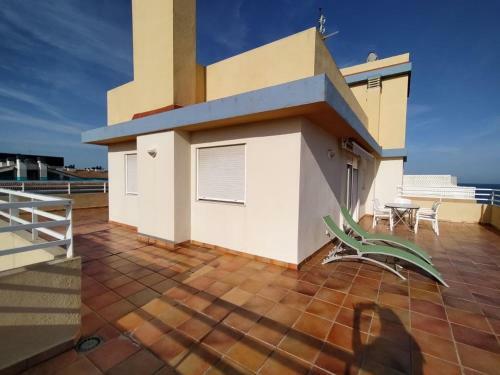 Apartamento Precioso �tico Con Piscina