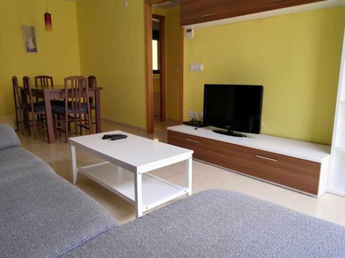 A H Rentals Col�n Apartamento C�ntrico Con Parking