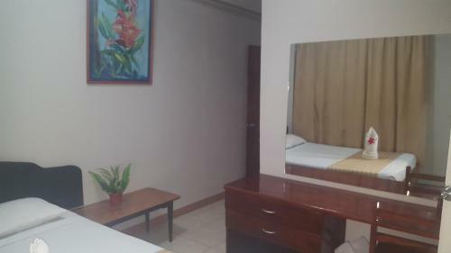 Albergue Nadi Downtown Hotel