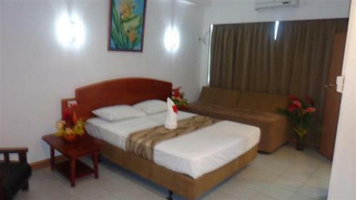 Albergue Nadi Downtown Hotel