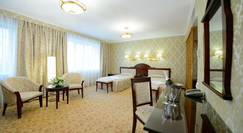 Hotel G Empire