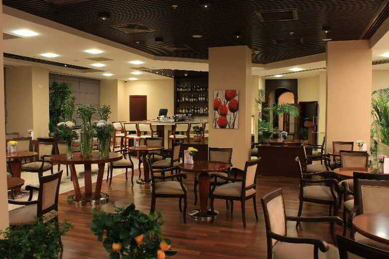 Dedeman Oskemen Tavros Hotel
