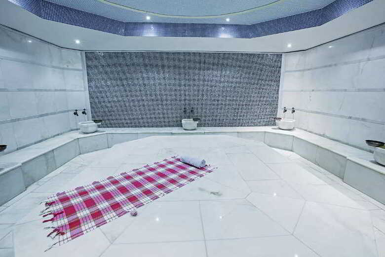 Dedeman Oskemen Tavros Hotel