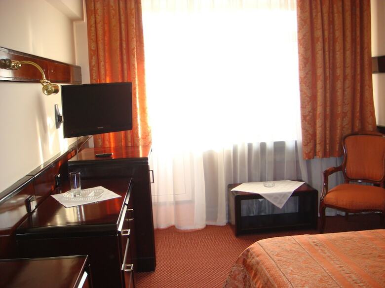 Hotel Otrar