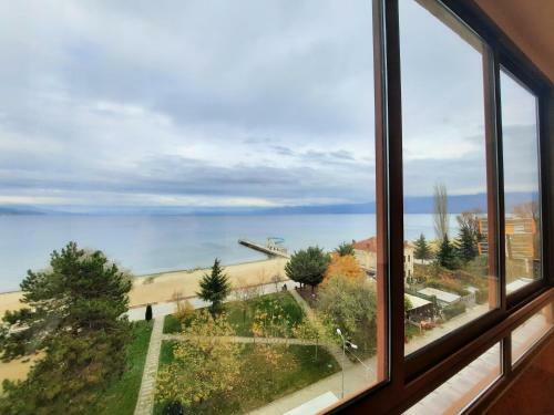 Lovely Cozy Scenic Apartment
