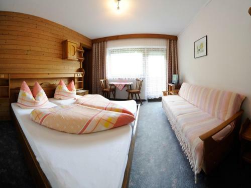 Hostal G�stehaus Bergland