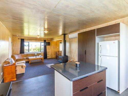 Snow Chaser Retreat - National Park Holiday Home