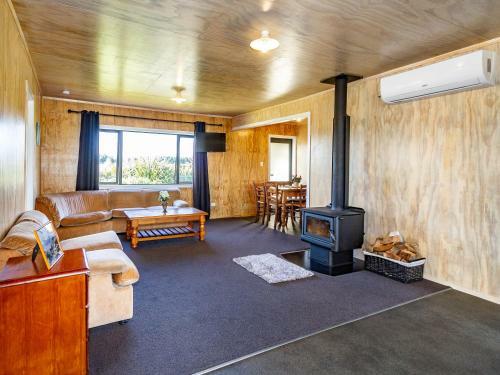 Snow Chaser Retreat - National Park Holiday Home