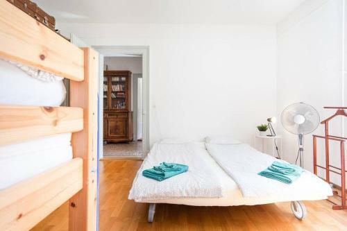 Apartamento 2 Zimmer In Jugendstilwohnung Mit Garten (1-6 P.)