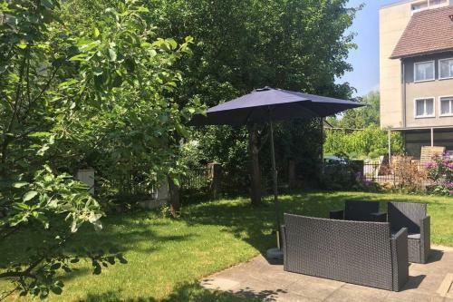 Apartamento 2 Zimmer In Jugendstilwohnung Mit Garten (1-6 P.)