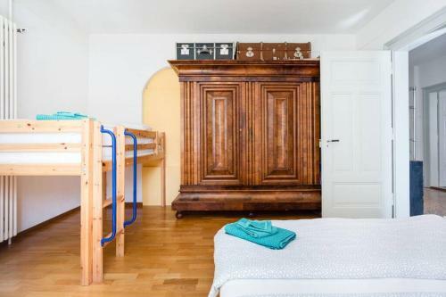 Apartamento 2 Zimmer In Jugendstilwohnung Mit Garten (1-6 P.)