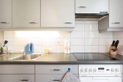Apartamento 2 Zimmer In Jugendstilwohnung Mit Garten (1-6 P.)