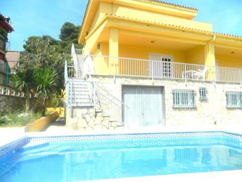 Apartamentos La Cova
