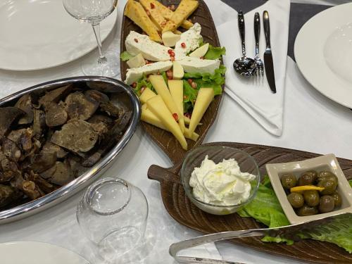 Hostal Iballe Guesthouse