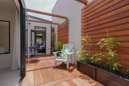 Villa Oaktree House