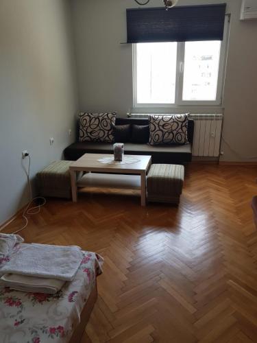 Apartamento Vazrajdane Bl. 2