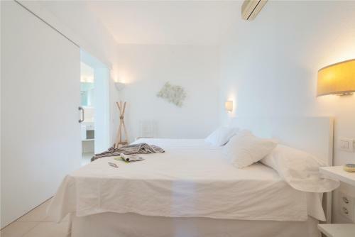 New! Luxury Villa Esperanza Bergant� With Sea View And Pool