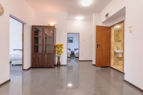 Hostal Seaside Guest Rooms