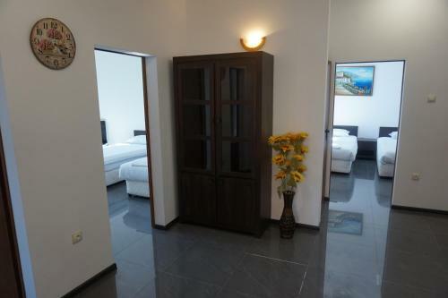 Hostal Seaside Guest Rooms