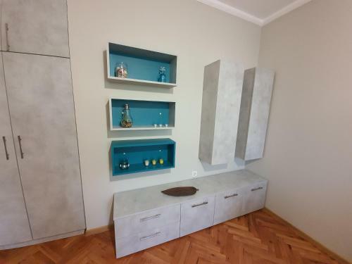 Danny Apartment