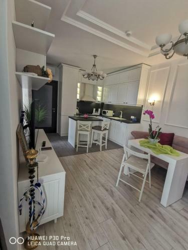 Luxury Apartments Alix