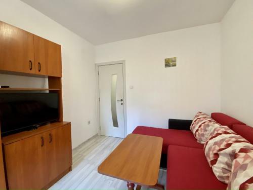 Sea Garden One Bed Apartment