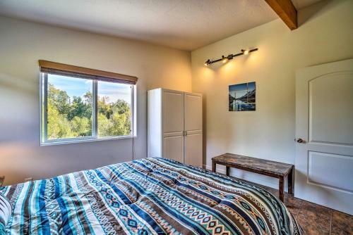 Secluded Getaway With Deck, Steps To Fritz Creek!