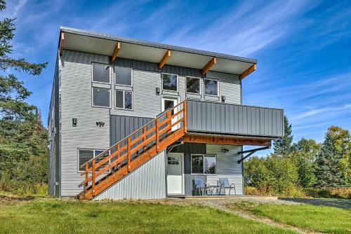 Secluded Getaway With Deck, Steps To Fritz Creek!