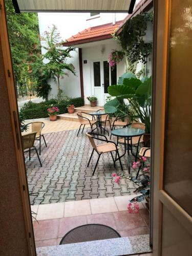 Hostal Pansion Lazine