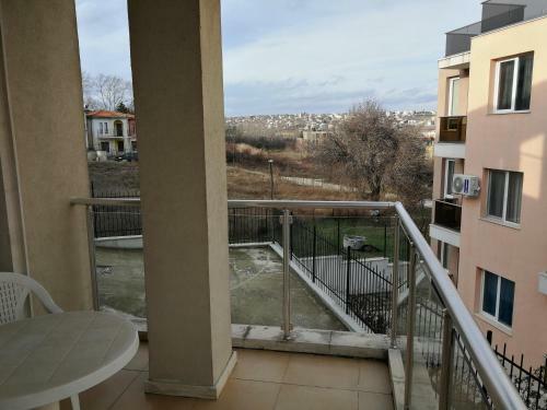 Cozy Family Villa 500m. From The Beach