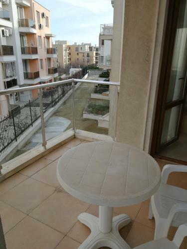 Cozy Family Villa 500m. From The Beach