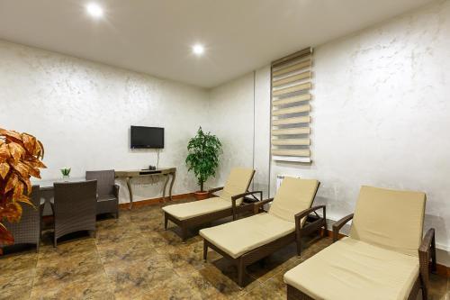 Renion Hotel
