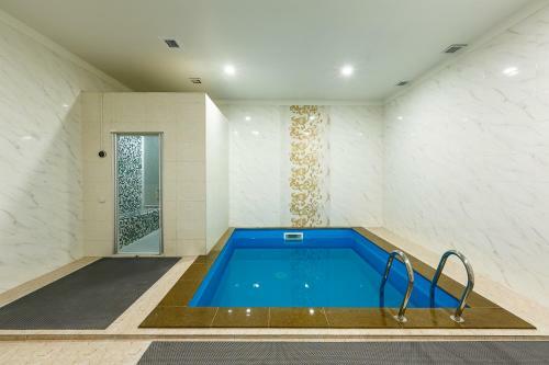 Renion Hotel