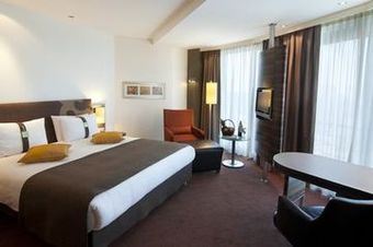 Hotel Holiday Inn Almaty