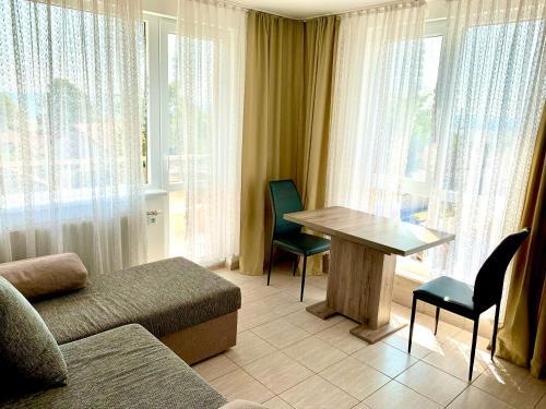 Hostal Byala Residence Apartments