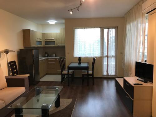 Hostal Byala Residence Apartments