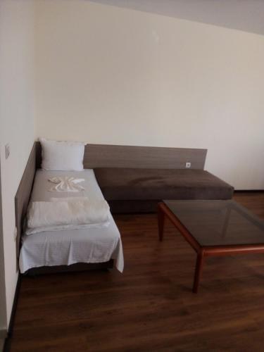 Hostal Byala Residence Apartments